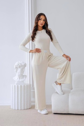 Komplet dzianinowy bluzka i szerokie spodnie By Mia    