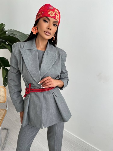 Taliowana marynarka  Le Pari        