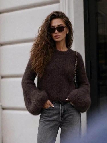 Sweter moherowy z szerokimi rękawami Yarn Cocomore        